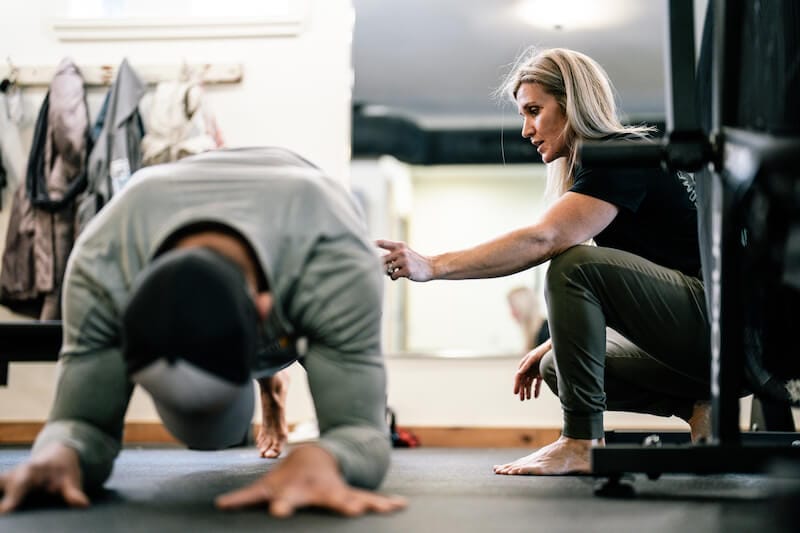 Yoga and Physical Therapy – What's the Difference?
